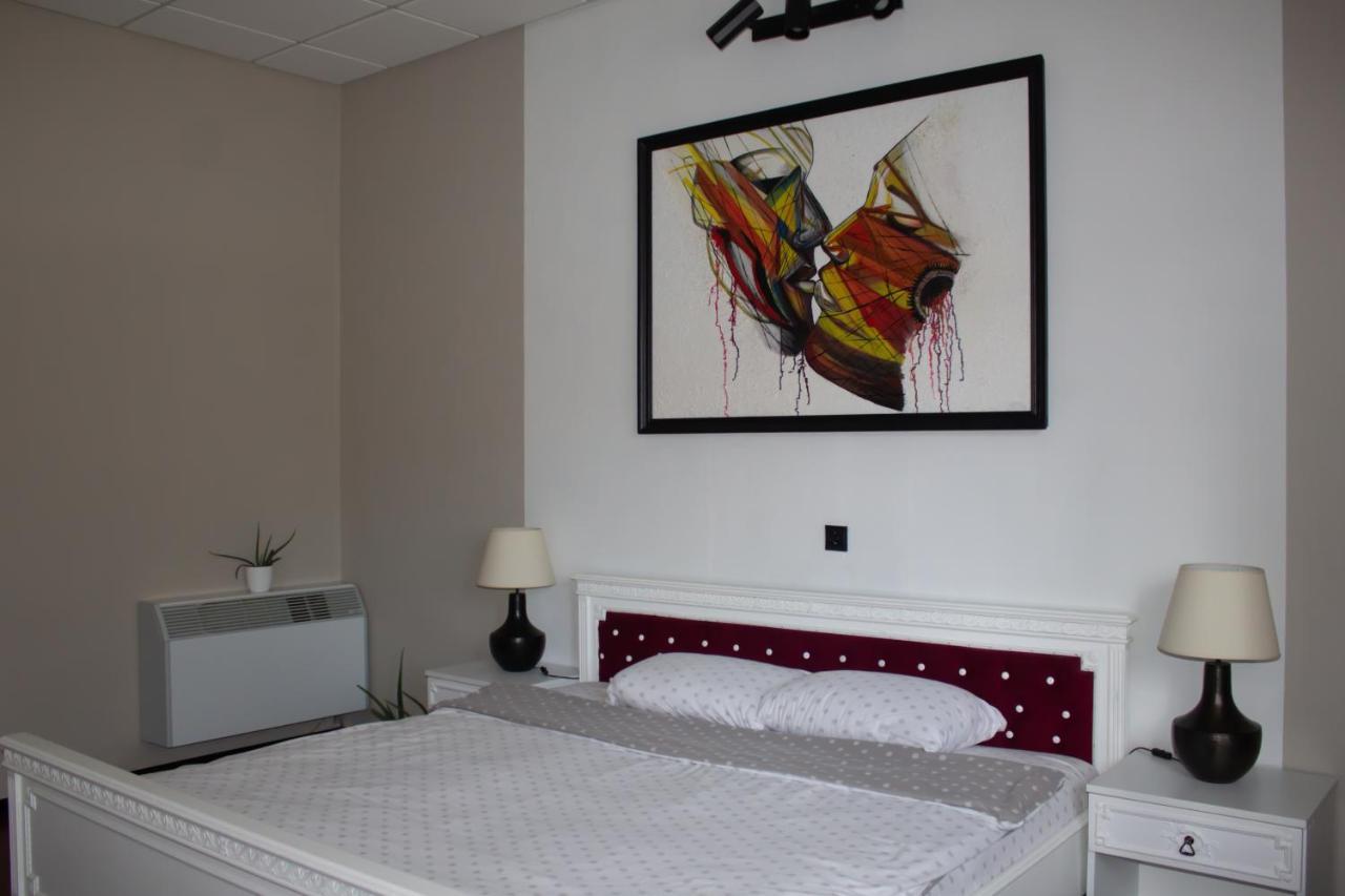 Yox Apartment 1 Oradea Zewnętrze zdjęcie